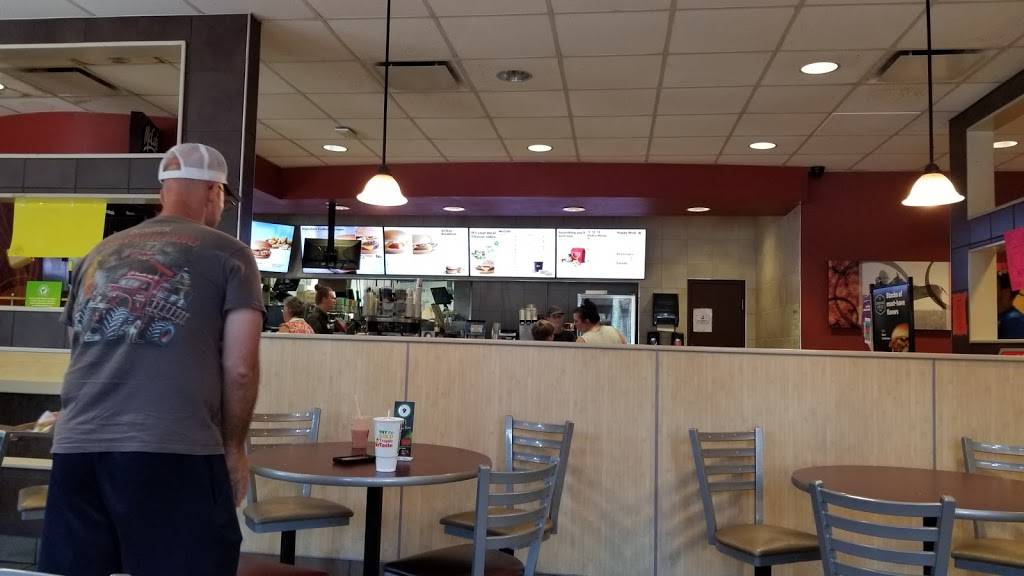 McDonalds | cafe | 64 E Pike Rd, Falkville, AL 35622, USA | 2567849661 OR +1 256-784-9661