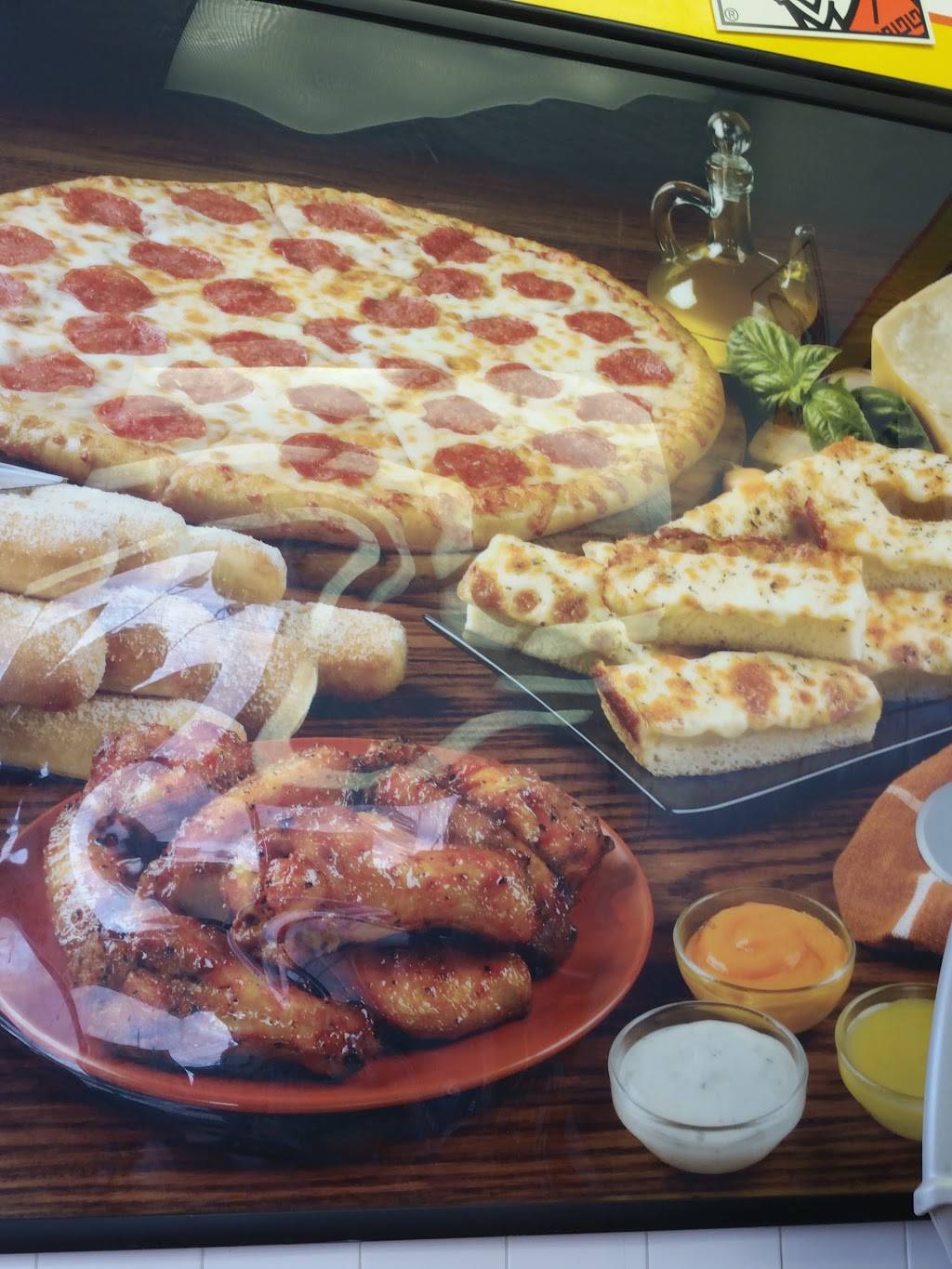 Little Caesars Pizza | meal takeaway | 13060 Glenoaks Blvd #113, Sylmar, CA 91342, USA | 8183671599 OR +1 818-367-1599