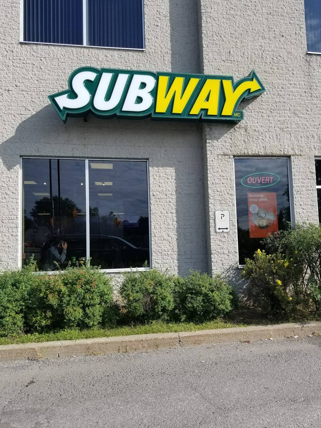 Subway | restaurant | 3930 Boulevard Wilfrid-Hamel, Québec, QC G1P 2J4, Canada | 4188775865 OR +1 418-877-5865