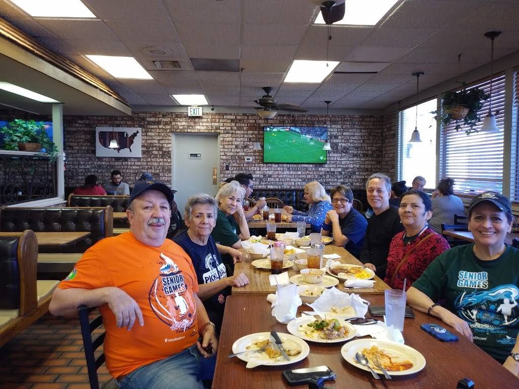 El Gallegos | restaurant | 9301 Dyer St, El Paso, TX 79924, USA | 9157511788 OR +1 915-751-1788