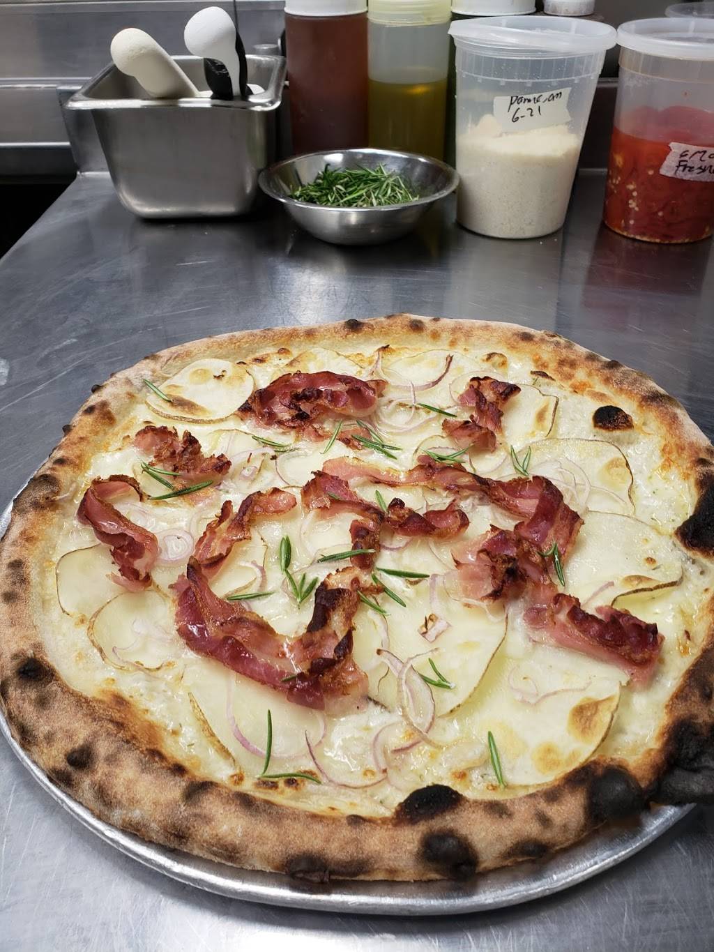 Harp & Crown | restaurant | 1525 Sansom St, Philadelphia, PA 19102, USA | 2153302800 OR +1 215-330-2800