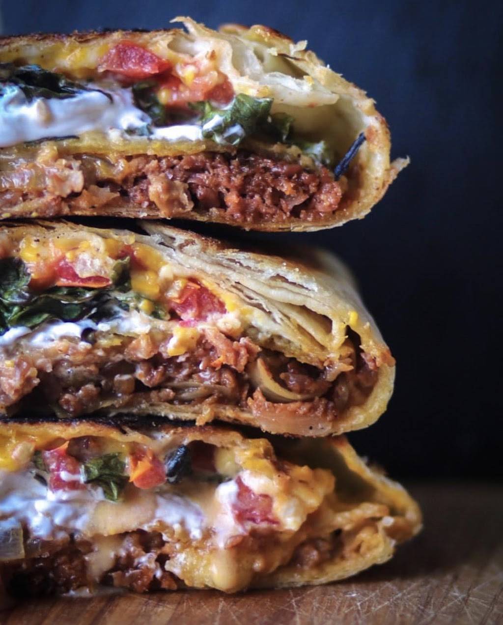 Man vs Fries | restaurant | 2307 International Blvd, Oakland, CA 94606, USA | 5104793449 OR +1 510-479-3449