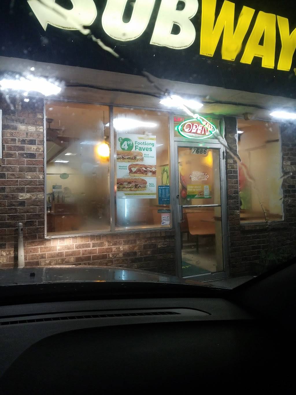 Subway | meal takeaway | 7686 LA-23, Belle Chasse, LA 70037, USA | 5043912090 OR +1 504-391-2090