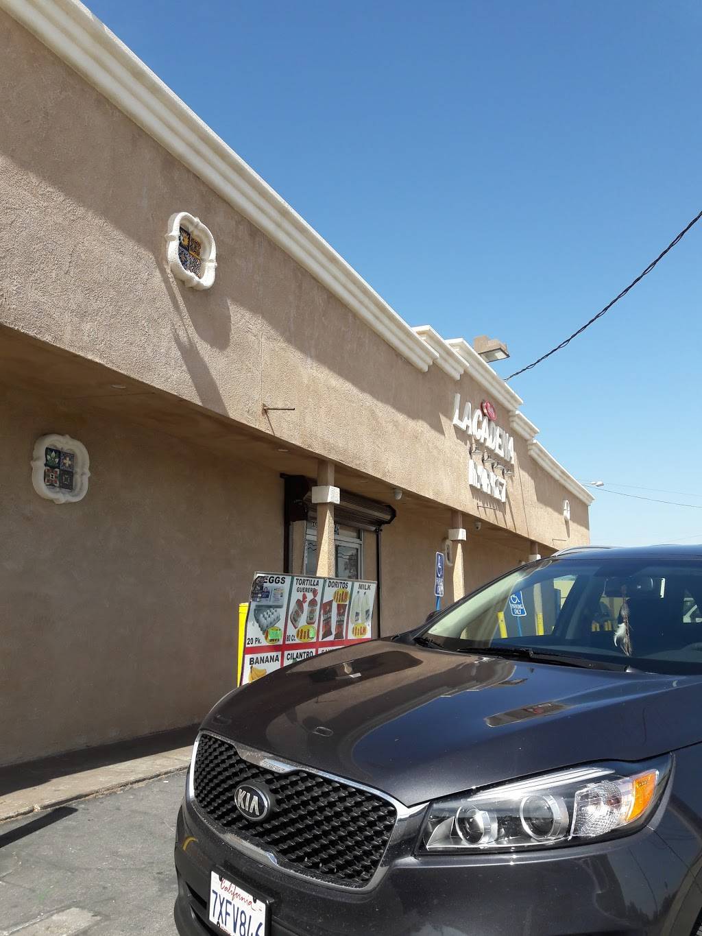 La Cadena Market | restaurant | 15446 San Bernardino Ave, Fontana, CA 92335, USA | 9098234020 OR +1 909-823-4020