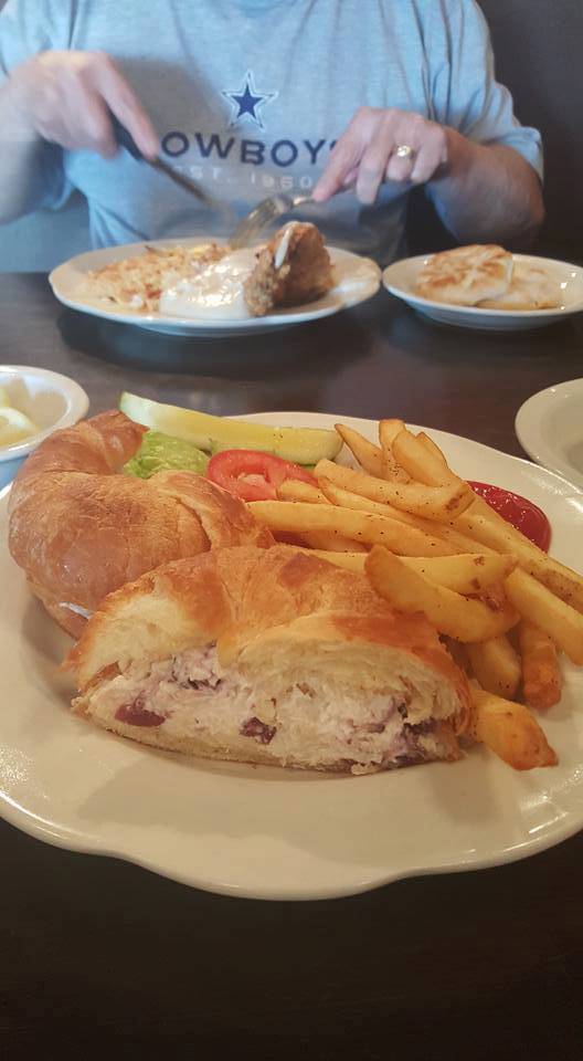 Egg Haven Cafe | restaurant | 760 Airport Fwy, Hurst, TX 76054, USA | 8175106213 OR +1 817-510-6213