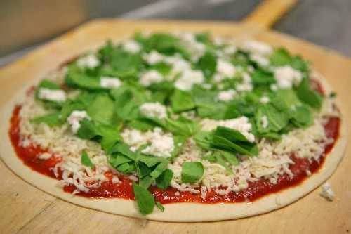 Santa Monica Pizza Kitchen | restaurant | 1318 Wilshire Blvd, Santa Monica, CA 90403, USA | 3103934554 OR +1 310-393-4554