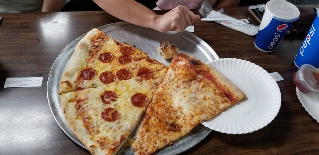 Brooklyn Pizzeria | restaurant | 912 N Spence Ave, Goldsboro, NC 27534, USA | 9197785666 OR +1 919-778-5666