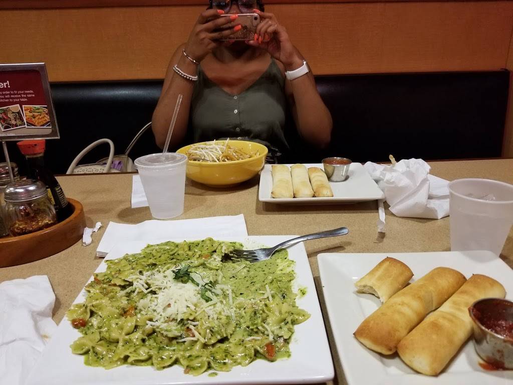 Nothing But Noodles | restaurant | 2800 Cahaba Village Plaza Suite # 140, Mountain Brook, AL 35243, USA | 2052385511 OR +1 205-238-5511