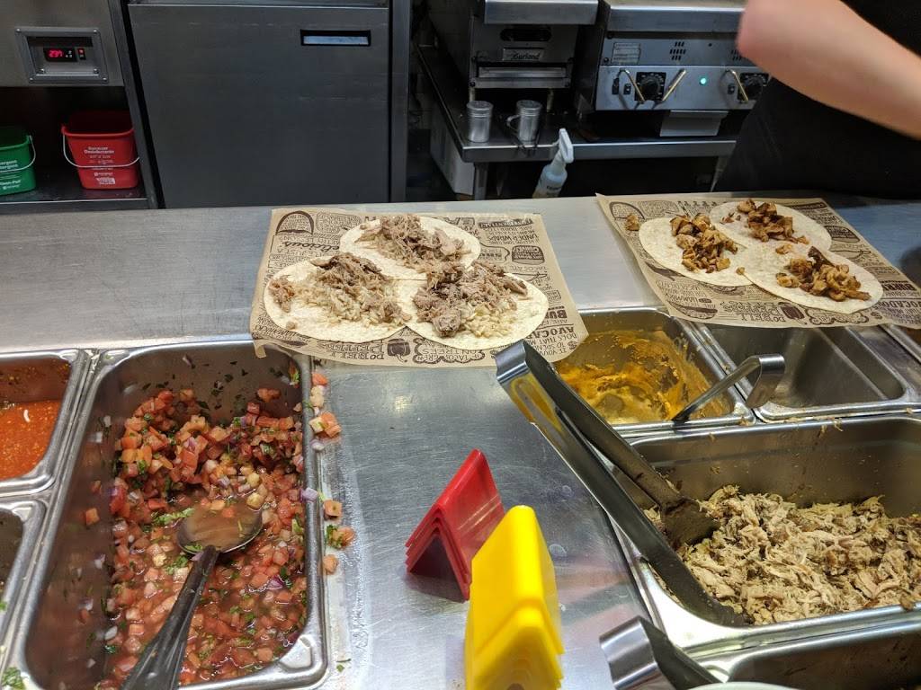 Chipotle Mexican Grill | restaurant | 550 River St Ste A, Santa Cruz, CA 95060, USA | 8312956582 OR +1 831-295-6582