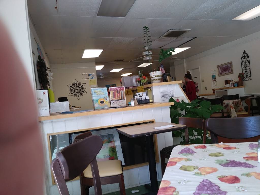 Boulevard Café | restaurant | 1201 Ocean Blvd, St Simons, GA 31522, USA | 9126342415 OR +1 912-634-2415