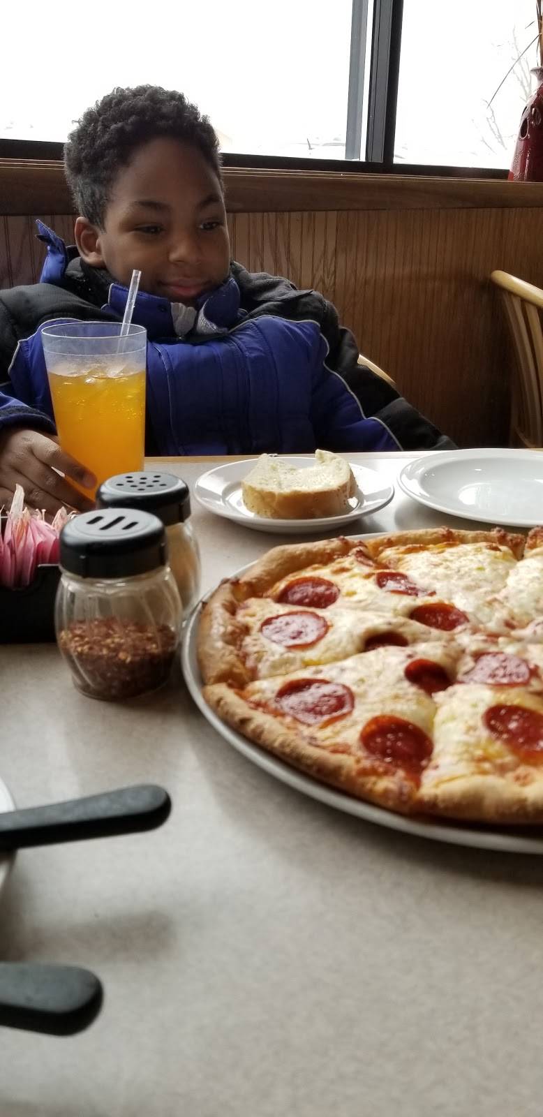 Gaetanos Restaurant | restaurant | 6261 Mayfield Rd, Cleveland, OH 44124, USA | 4404460004 OR +1 440-446-0004