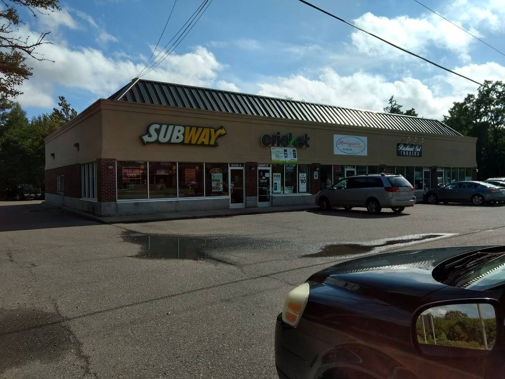 Subway Restaurants | restaurant | 4048-A Grange Hall Rd, Holly, MI 48442, USA | 2486348001 OR +1 248-634-8001