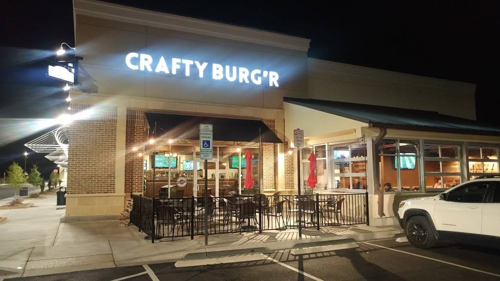 Crafty Burger N Tap | restaurant | 02352, Denver, NC 28037, USA | 7049661820 OR +1 704-966-1820