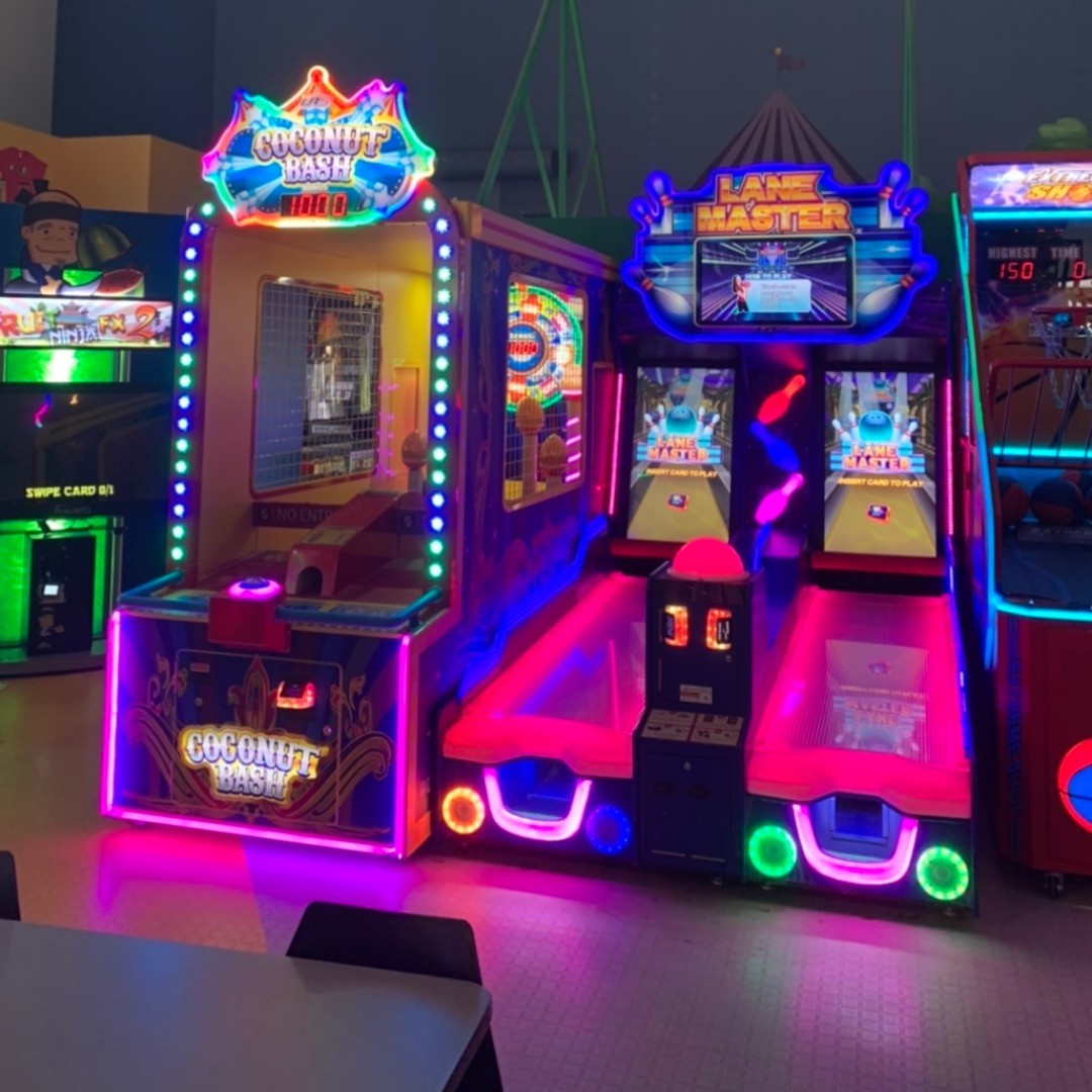 Escapades Family Fun Center | restaurant | 4241 W Williamsburg Blvd, Muncie, IN 47304, United States | 7652891000 OR +1 765-289-1000