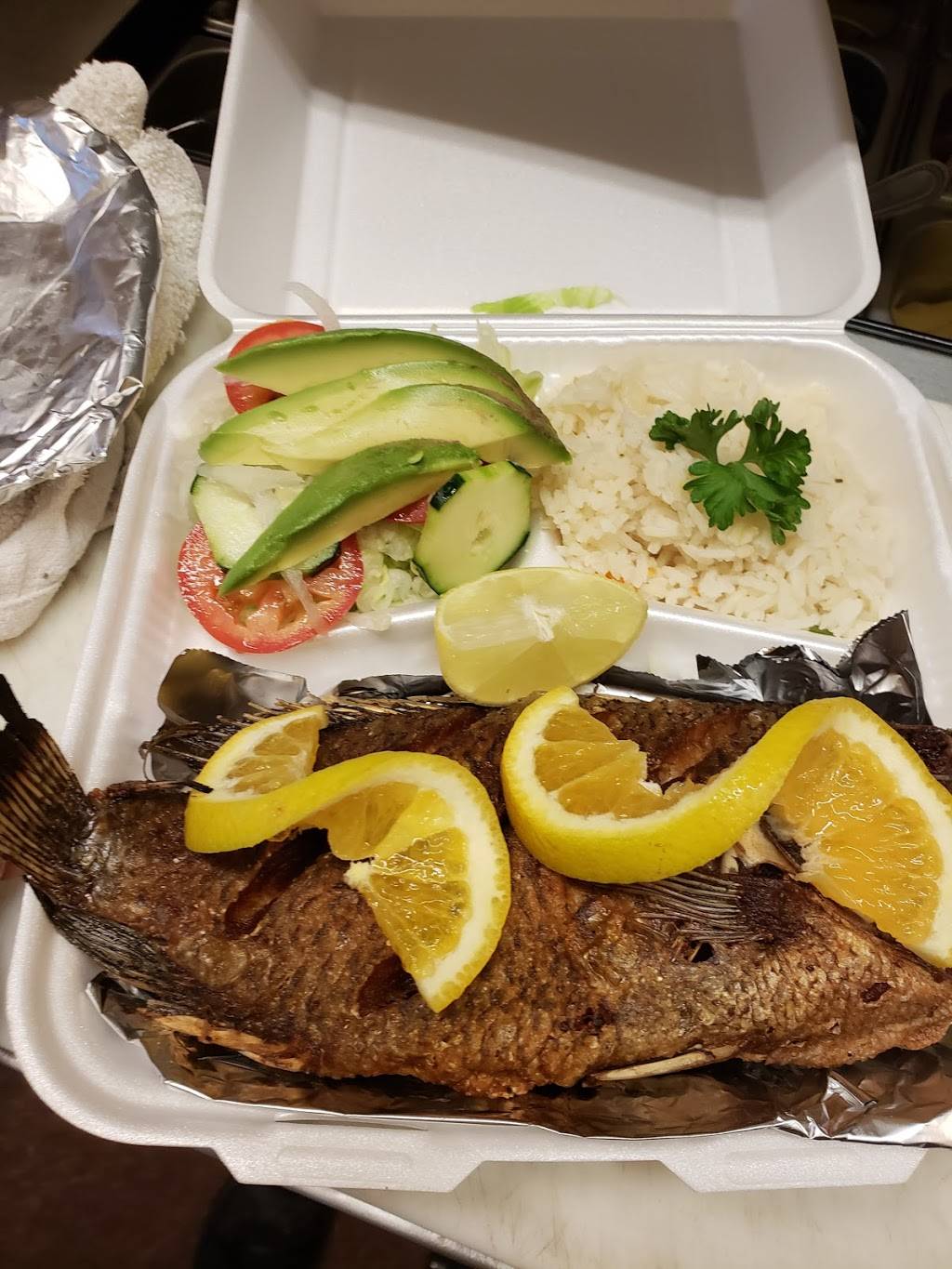 El Porvenir Bakery | restaurant | 2273 W Washington Blvd, Los Angeles, CA 90018, USA | 3237356323 OR +1 323-735-6323