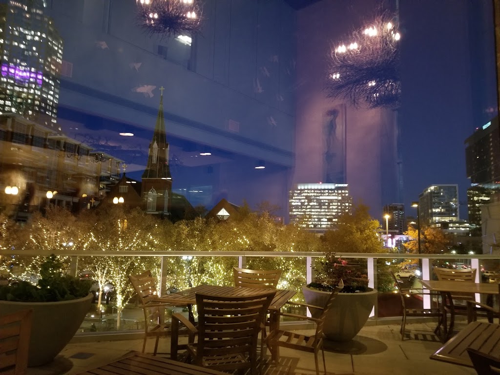 Mariposa | restaurant | 500 S Tryon St, Charlotte, NC 28202, USA | 7049100865 OR +1 704-910-0865