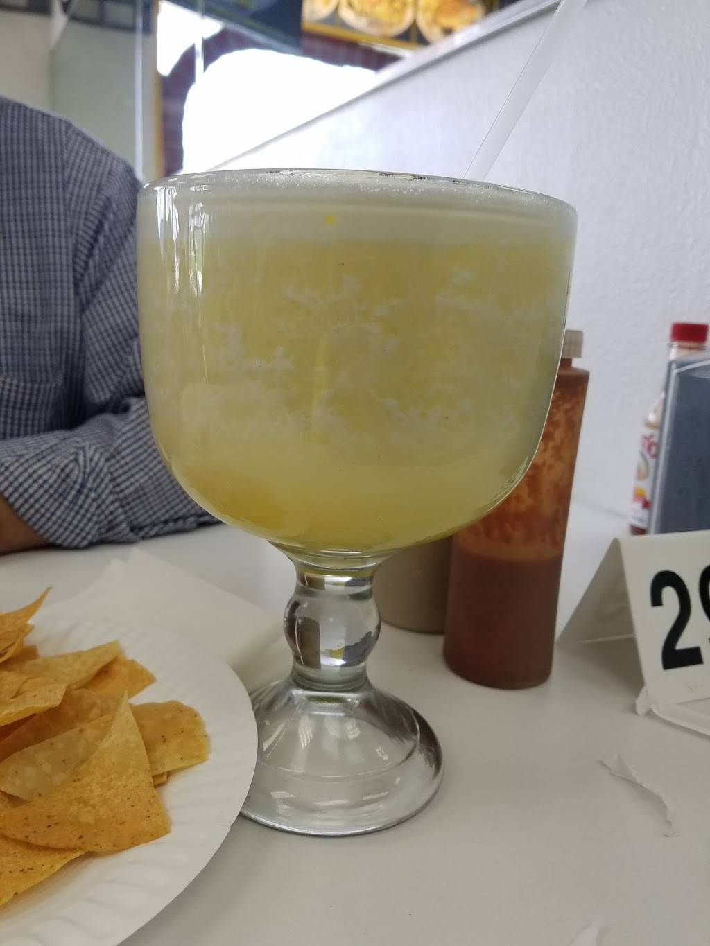 Tacos El Zorro | restaurant | 12849 Sherman Way, North Hollywood, CA 91605, USA | 8189826560 OR +1 818-982-6560