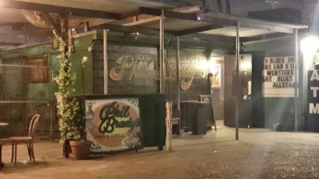 Phil Bradys Bar & Grill | night club | 4848 Government St, Baton Rouge, LA 70806, USA | 2259273786 OR +1 225-927-3786
