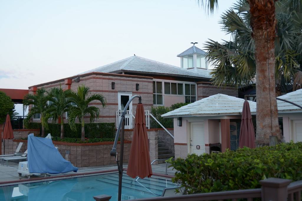 Oystercatchers | restaurant | 2900 Bayport Dr, Tampa, FL 33607, USA | 8132076815 OR +1 813-207-6815