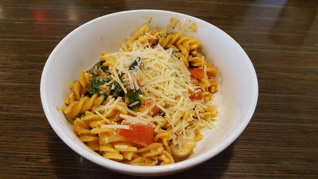 Noodles and Company | restaurant | 358 West Washington Street, East Peoria, IL 61611, USA | 3096988640 OR +1 309-698-8640