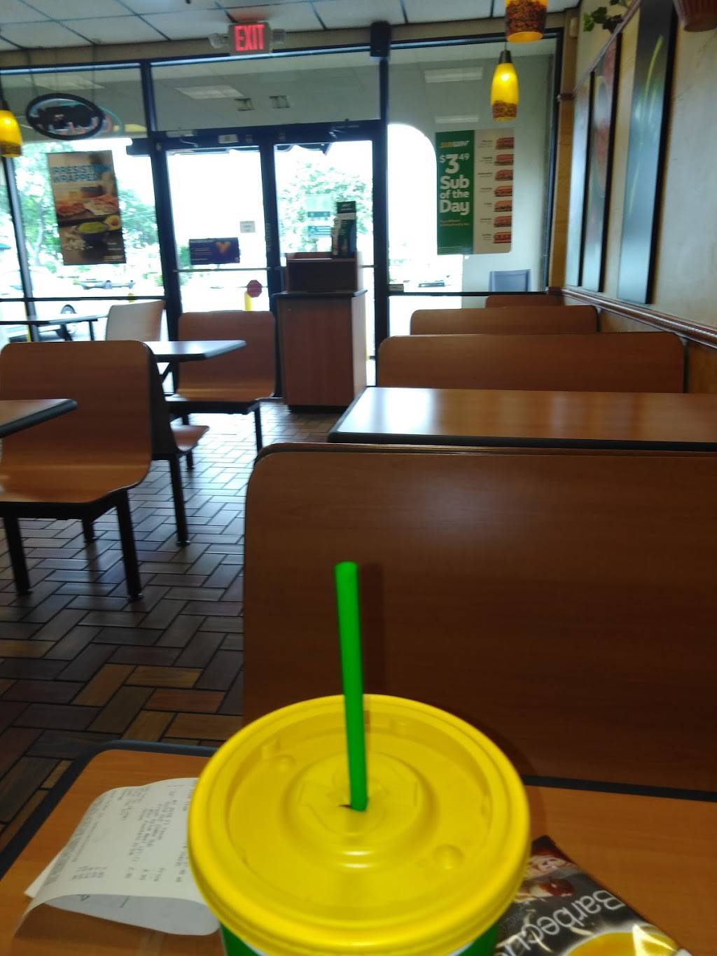 Subway Restaurants | restaurant | 7015 Bandera Rd, Lims Village, Shpng Ctr #15, San Antonio, TX 78238, USA | 2106808229 OR +1 210-680-8229