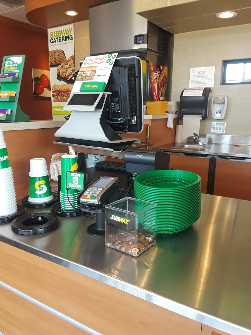 Subway | restaurant | 4125 E Ventura Ave, Fresno, CA 93702, USA | 5595737730 OR +1 559-573-7730