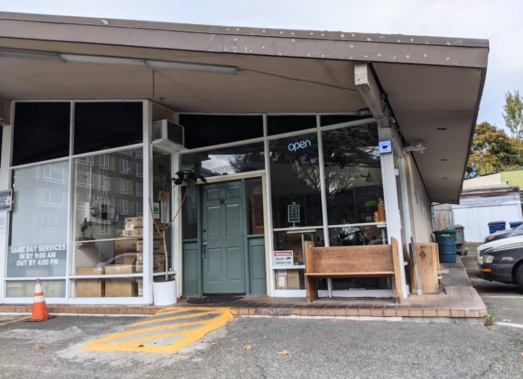 Little Duck | restaurant | 4100 Roosevelt Way NE unit b, Seattle, WA 98105, USA | 2066952564 OR +1 206-695-2564