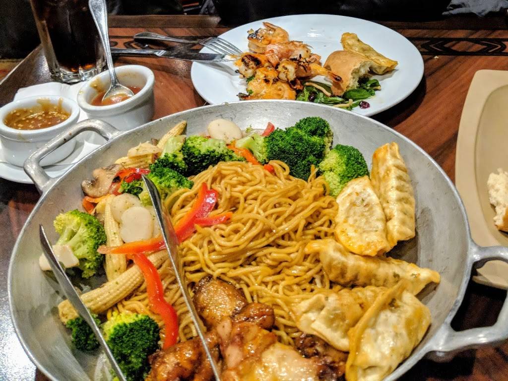 Ohana | restaurant | 1600 Seven Seas Drive, Orlando, FL 32830, USA | 4079393463 OR +1 407-939-3463