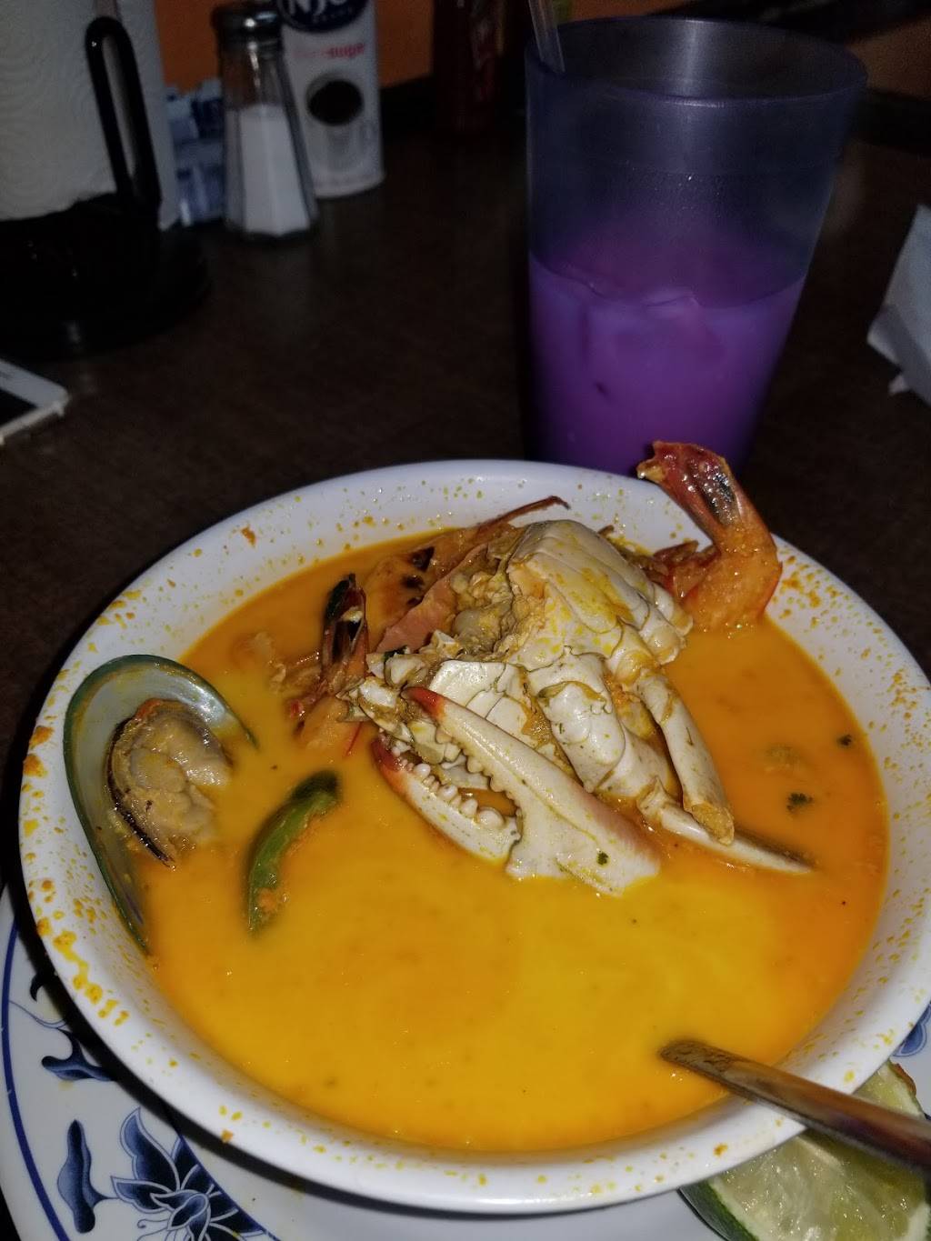 Pupuseria Olocuilta | restaurant | 3705 Shaver St, Pasadena, TX 77504, USA | 7139473200 OR +1 713-947-3200