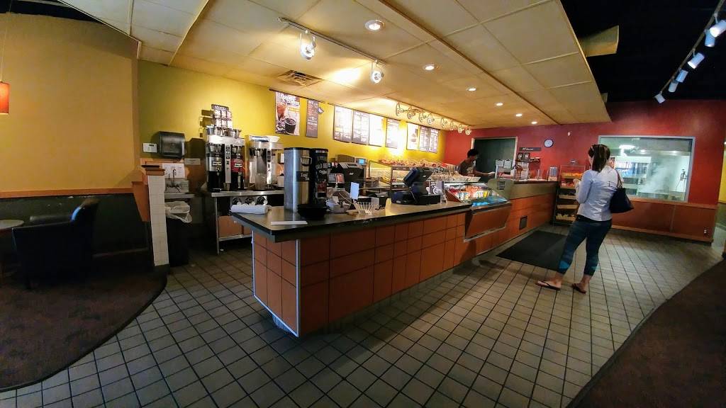 Brueggers Bagels | bakery | 8340 W Bluemound Rd, Wauwatosa, WI 53213, USA | 4144431303 OR +1 414-443-1303