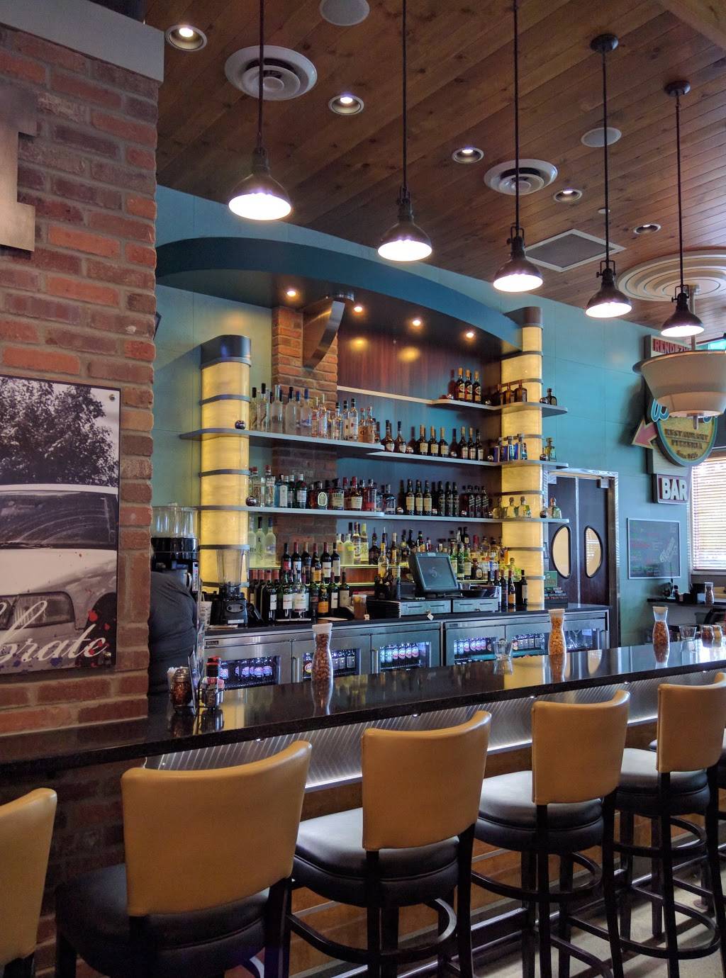 Buddys Pizza | meal takeaway | 44225 West 12 Mile Road, Novi, MI 48377, USA | 2486750881 OR +1 248-675-0881