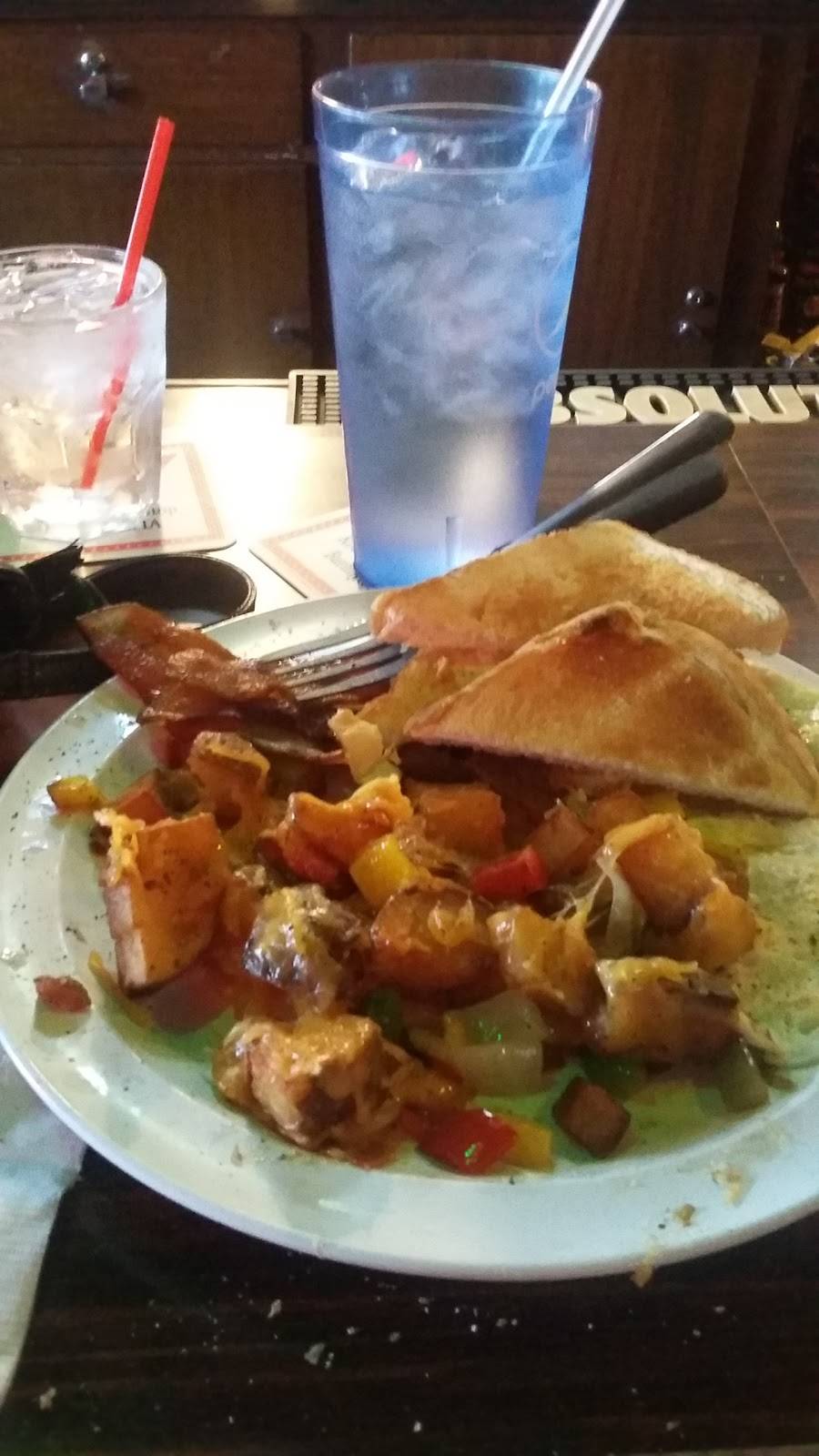 Roederers Pit Stop | restaurant | 2602, 1100 Chalfant St, Burlington, IA 52601, USA | 3197545960 OR +1 319-754-5960