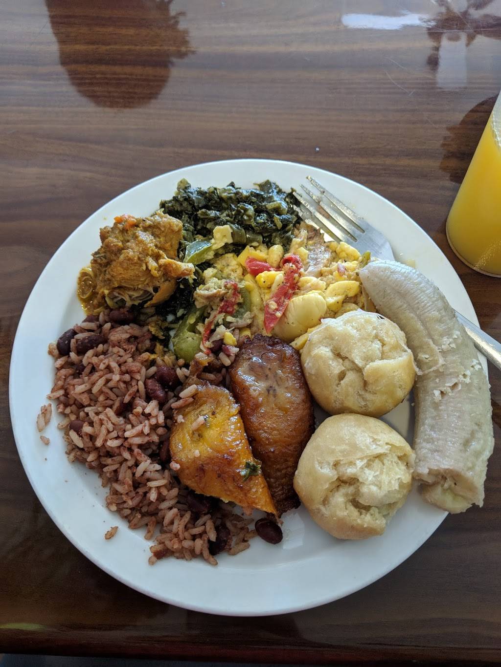 Kool Runnings Jamaican Restaurant | restaurant | 5450 Peachtree Pkwy, Peachtree Corners, GA 30092, USA | 7704410207 OR +1 770-441-0207