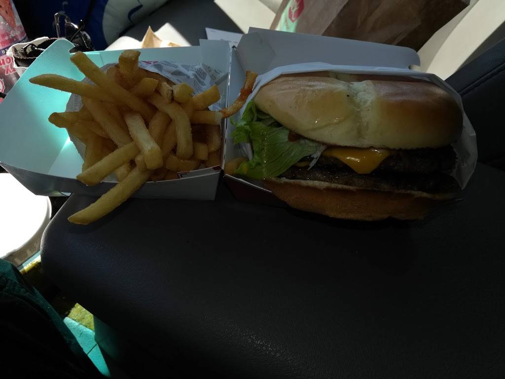 Jack in the Box | restaurant | 6926 Miramar Rd, San Diego, CA 92121, USA | 8585479418 OR +1 858-547-9418