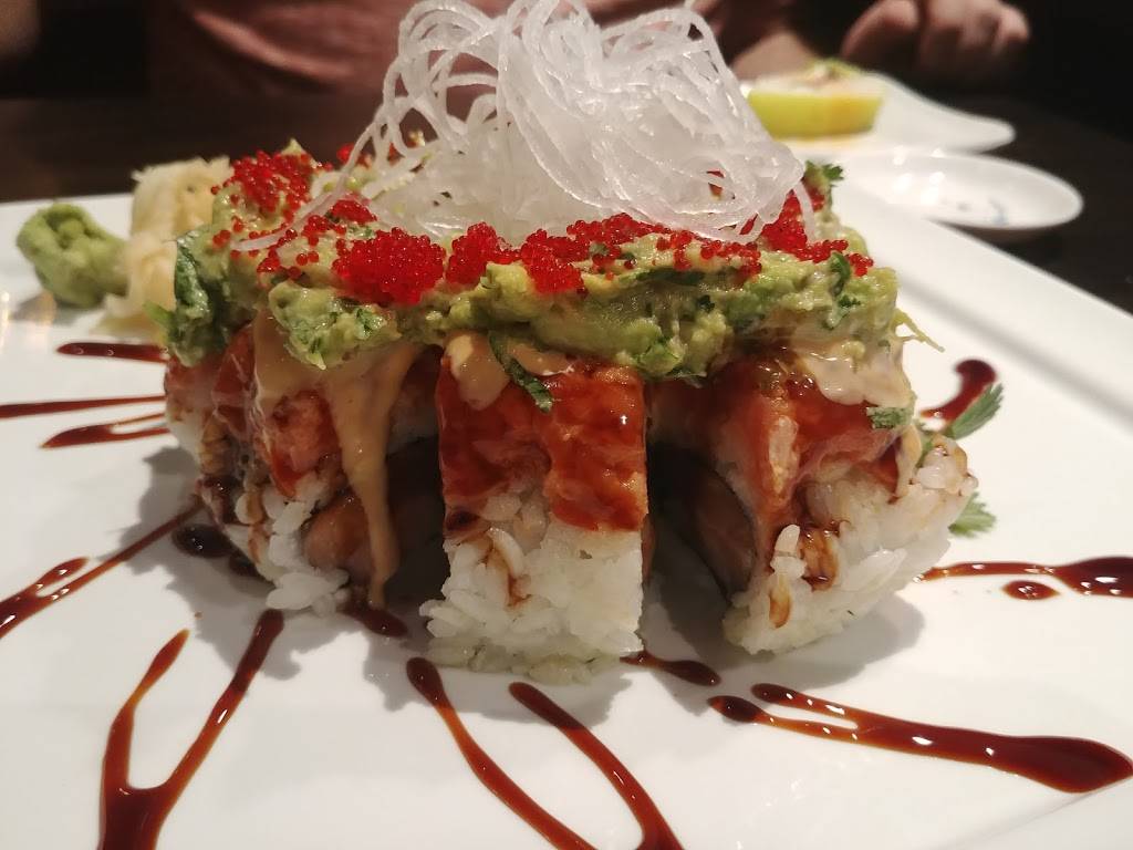 Yumi Japanese Restaurant & Bar | restaurant | 400 Selby Ave, St Paul, MN 55102, USA | 6512076810 OR +1 651-207-6810