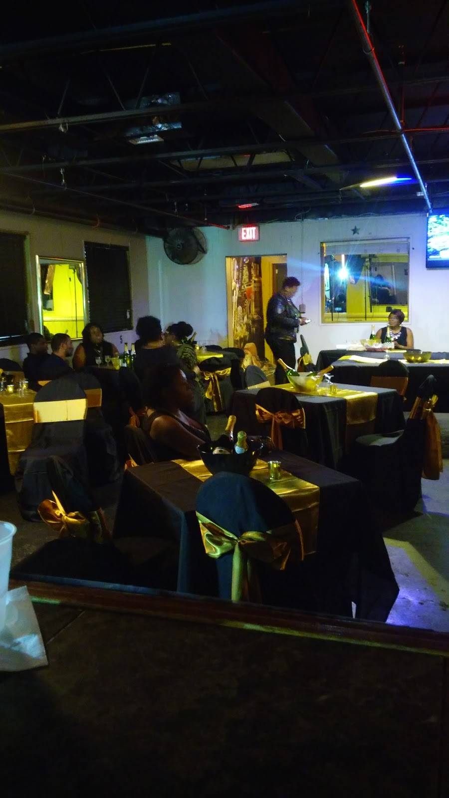 Fla Riders Restaurant & Lounge | restaurant | 243 Edgewood Ave S, Jacksonville, FL 32254, USA | 9043871004 OR +1 904-387-1004