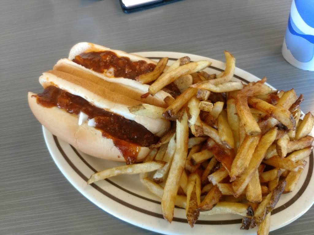 Jib Jab Hot Dog Shoppe | restaurant | 313 S State St, Girard, OH 44420, USA | 3305451129 OR +1 330-545-1129