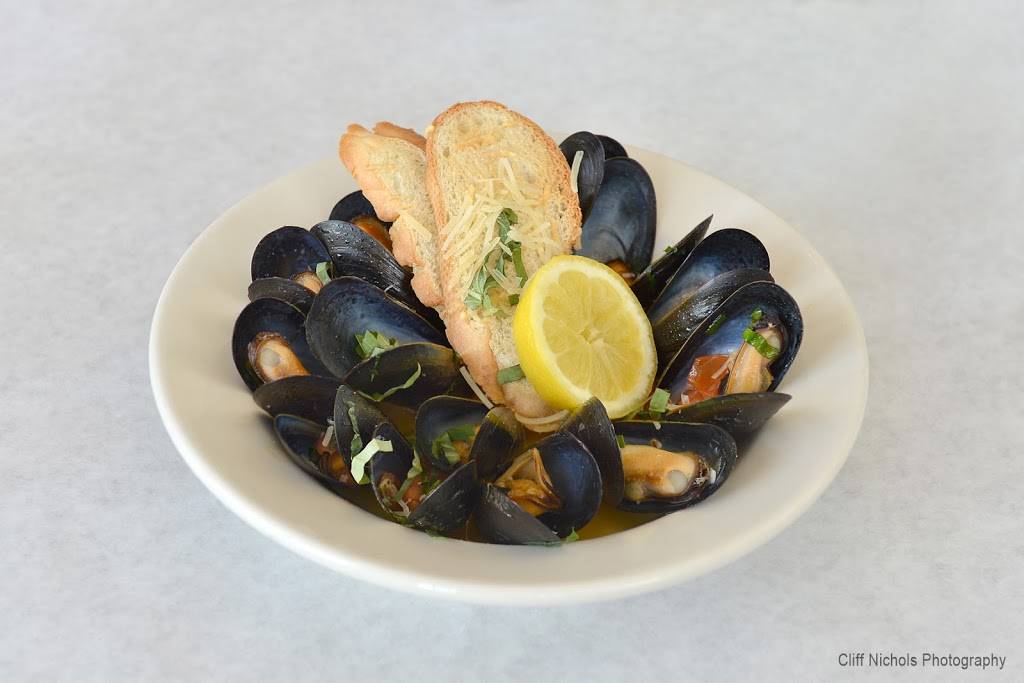 The Shore Club At Tega Cay | restaurant | 8605 15083, 8605, Molokai Dr, Tega Cay, SC 29708, USA | 80354835002 OR +1 803-548-3500 ext. 2