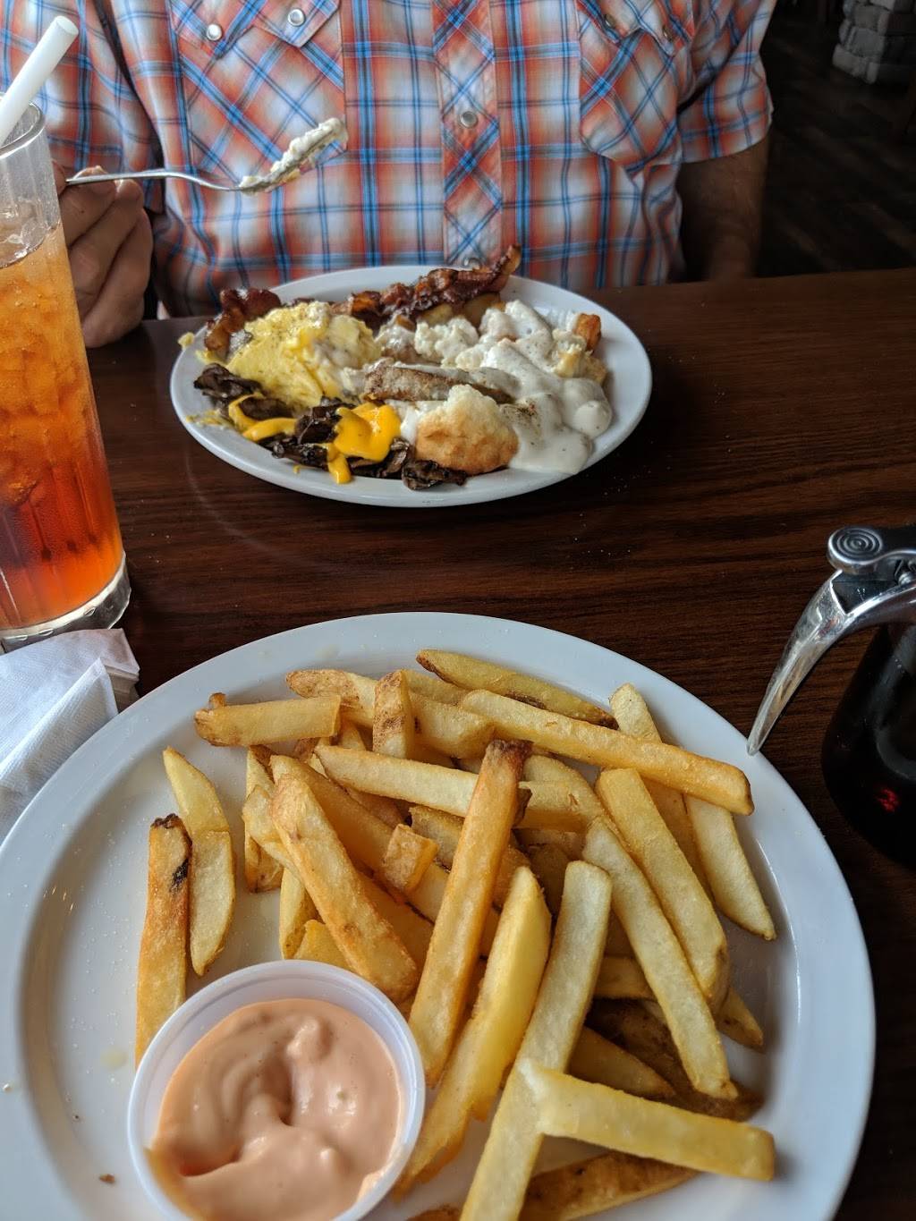 Shoneys - Oak Ridge | meal takeaway | 204 S Illinois Ave, Oak Ridge, TN 37830, USA | 8654831324 OR +1 865-483-1324