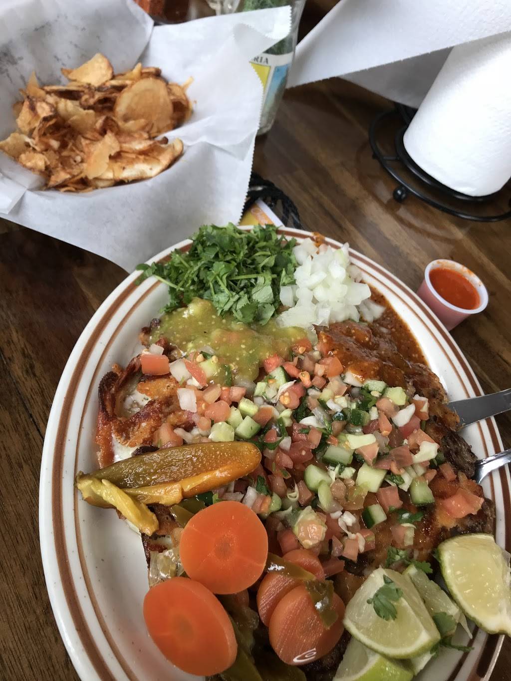 Lake Taco | restaurant | 1213 June St, Hood River, OR 97031, USA | 5413862276 OR +1 541-386-2276