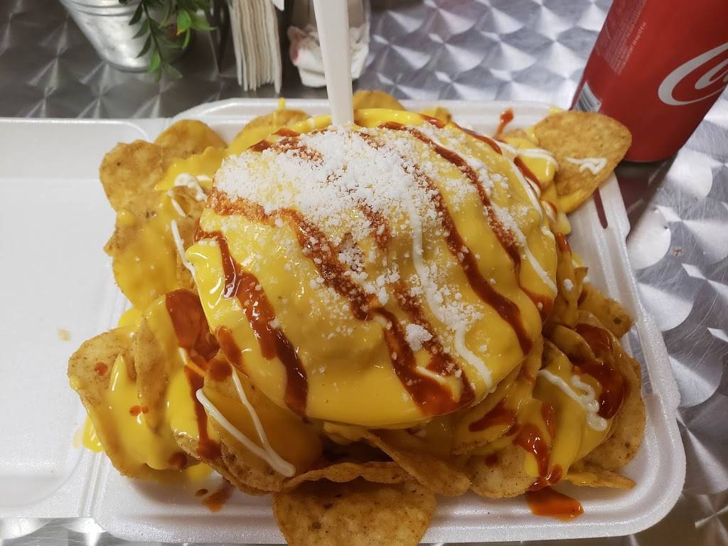 Snack Attack | meal takeaway | 2301 Tierra Este Rd #104, El Paso, TX 79938, USA | 9152617951 OR +1 915-261-7951