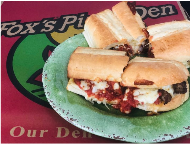 Foxs Pizza Den | restaurant | 4 Traders Alley, Buckhannon, WV 26201, USA | 3044727222 OR +1 304-472-7222