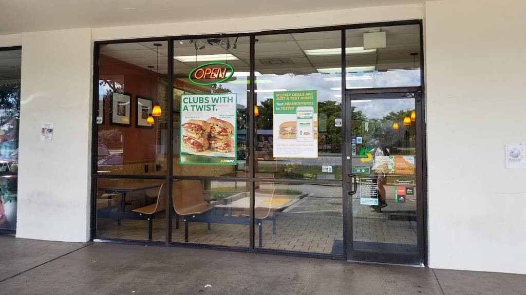 Subway Restaurants | restaurant | 3688 W Oakland Park Blvd, Lauderdale Lakes, FL 33311, USA | 9544863934 OR +1 954-486-3934
