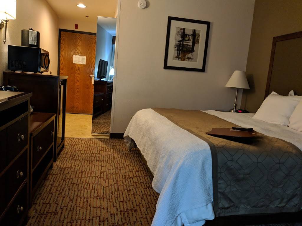 Best Western Hotel & Conference | restaurant | Kellogg Dr, Wichita, KS 67213, USA | 8007807234 OR +1 800-780-7234