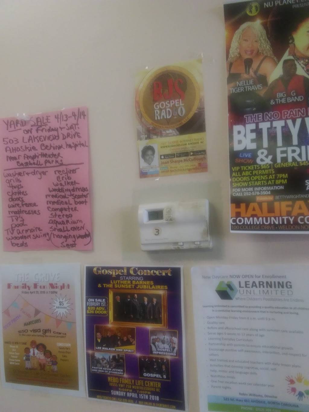 New China | restaurant | 1200 E Memorial Dr, Ahoskie, NC 27910, USA | 2523322180 OR +1 252-332-2180