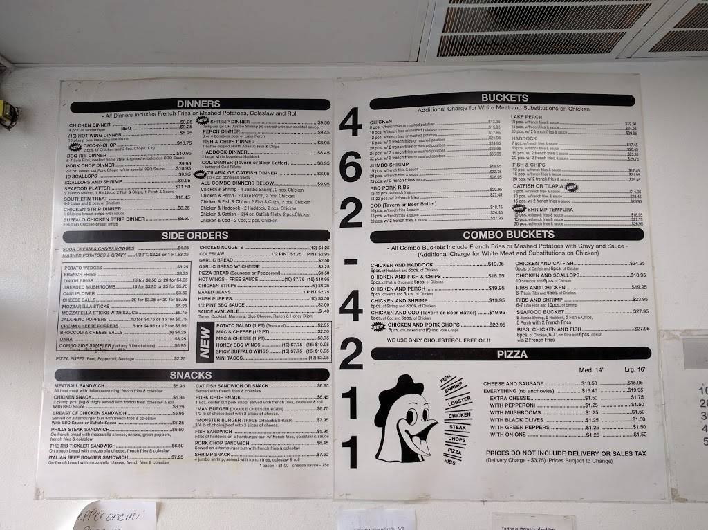 Golden Chicken | restaurant | 6806 W Villard Ave, Milwaukee, WI 53218, USA | 4144624211 OR +1 414-462-4211