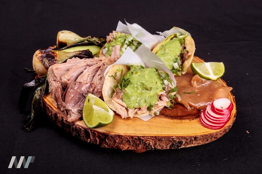 El Rey Tacos Y Mariscos | restaurant | 1034 W 6th St Suite 105, Corona, CA 92882, USA | 9514079090 OR +1 951-407-9090
