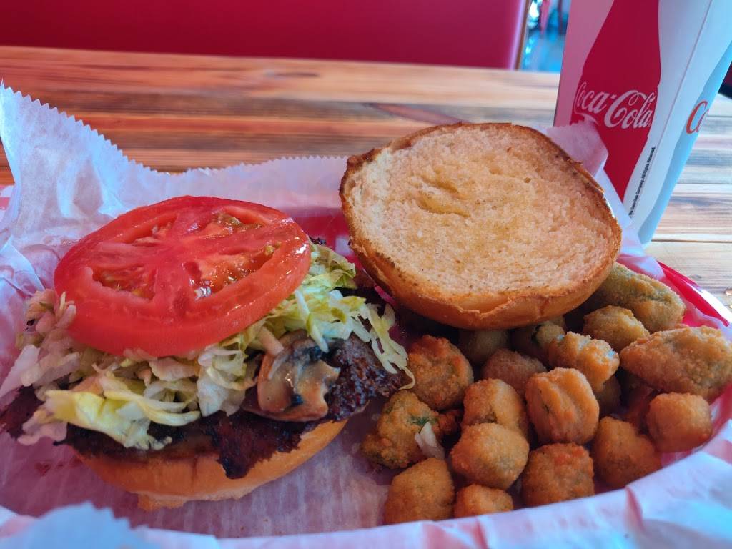 Beths Burger Bar | restaurant | 223 Wheelhouse Ln Unit 1121, Lake Mary, FL 32746, USA | 4077162272 OR +1 407-716-2272