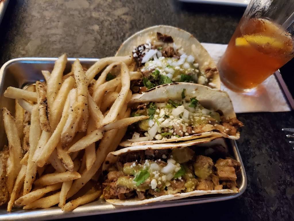 Square Roots | restaurant | 108 N Main St, Crown Point, IN 46307, USA | 2193108322 OR +1 219-310-8322