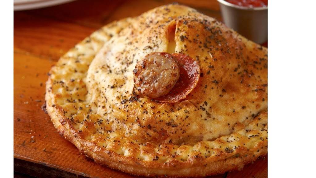 Pepperoni’s Tavern | restaurant | 4190 Old Milton Pkwy Suite 2 A, Alpharetta, GA 30005, USA | 7703438228 OR +1 770-343-8228